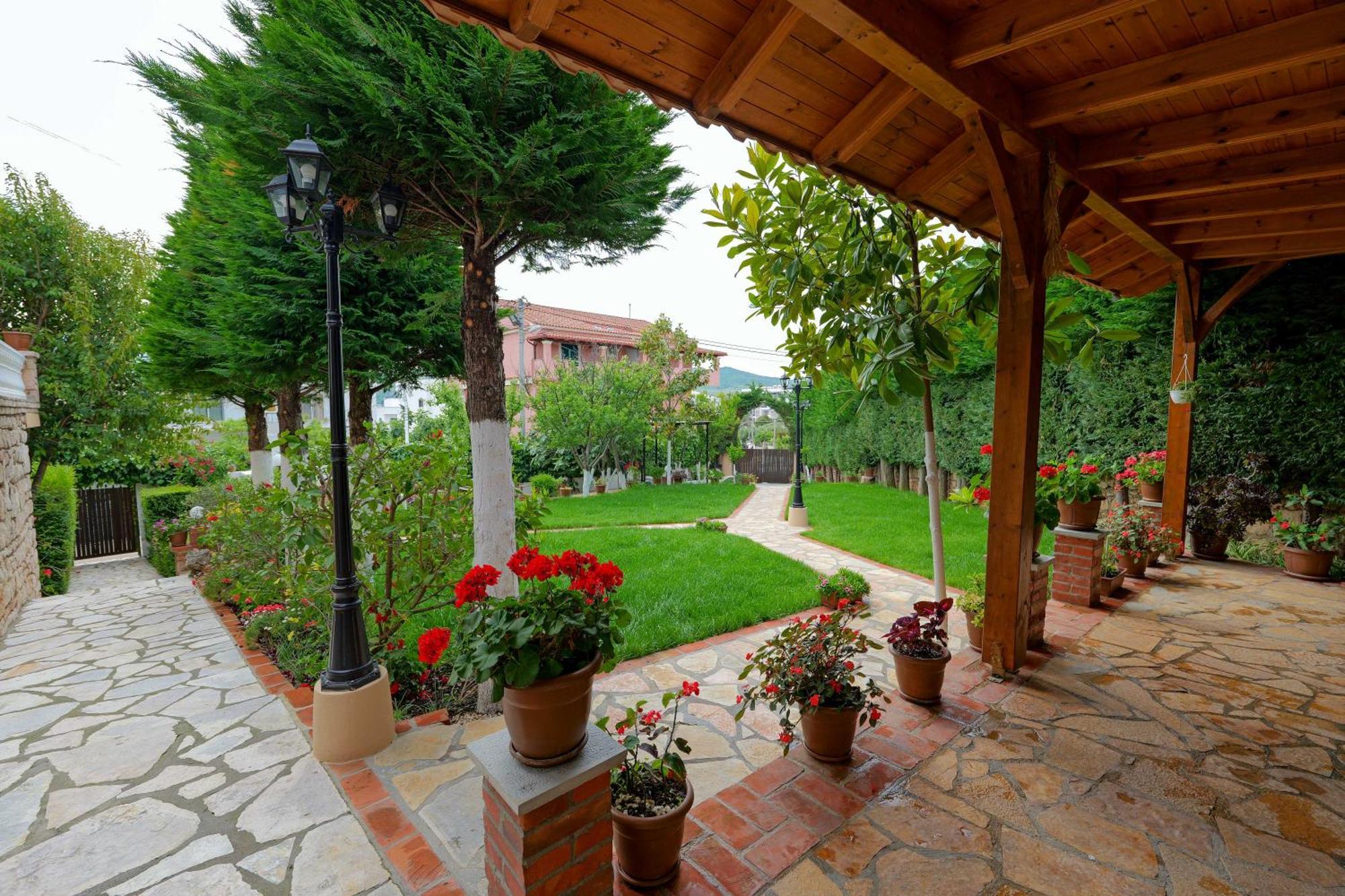 Villa M Cako Ксамил Экстерьер фото